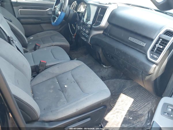 2022 RAM 1500 BIG HORN  4X4 6'4 BOX