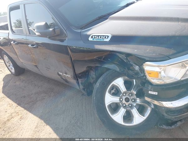 2022 RAM 1500 BIG HORN  4X4 6'4 BOX