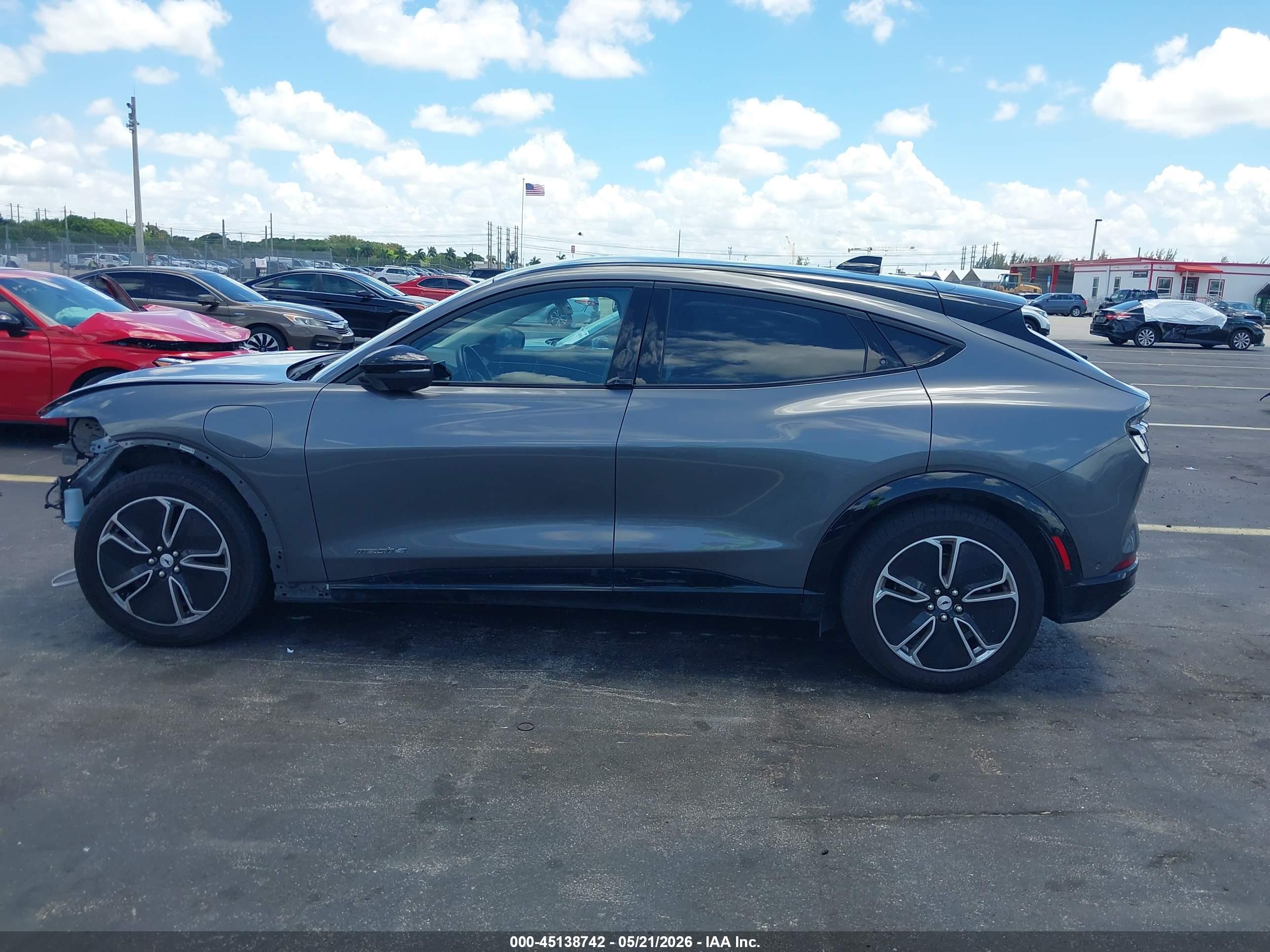 2023 FORD MUSTANG MACH-E PREMIUM