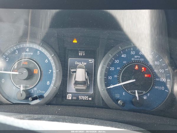 2017 TOYOTA SIENNA XLE 8 PASSENGER
