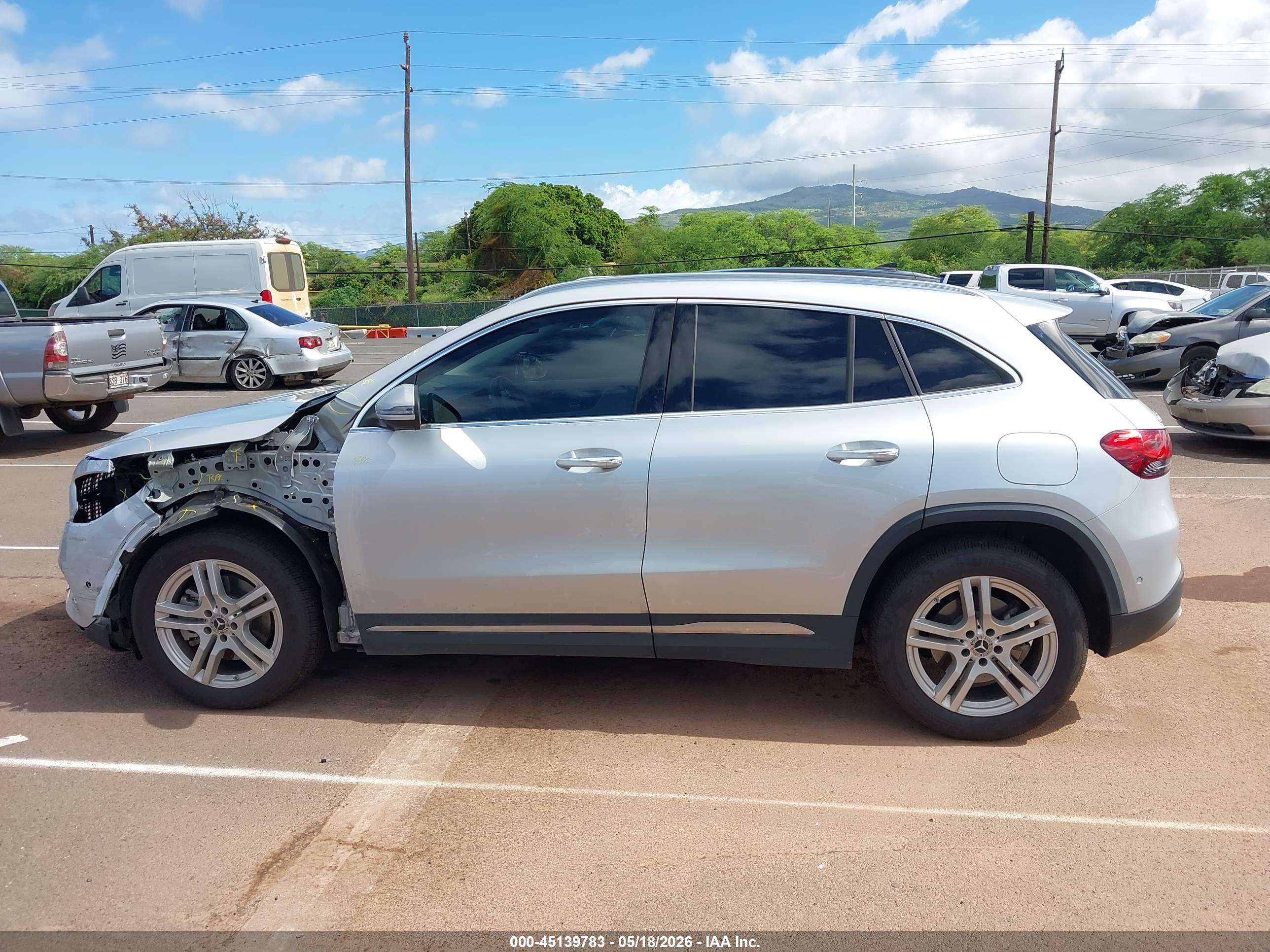 2023 MERCEDES-BENZ GLA 250 GLA250