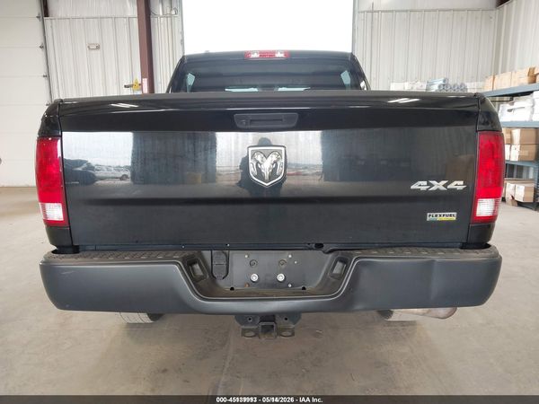 2019 RAM 1500 CLASSIC TRADESMAN  4X4 5'7 BOX