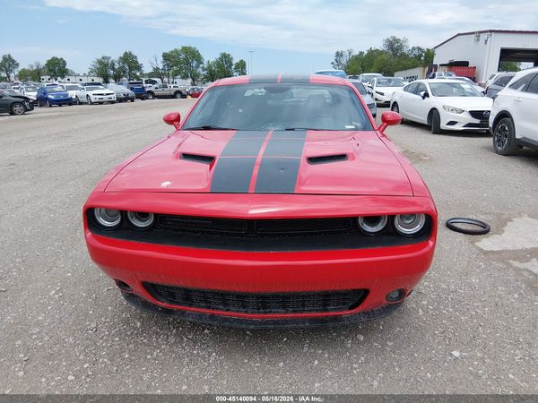 2016 DODGE CHALLENGER SXT