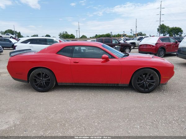 2016 DODGE CHALLENGER SXT