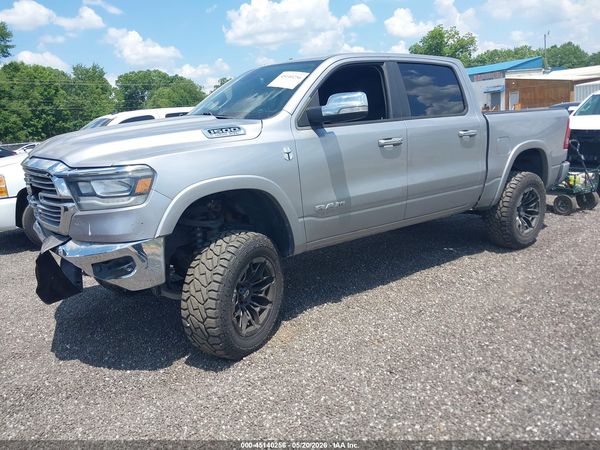 2019 RAM 1500 LARAMIE  4X4 5'7 BOX