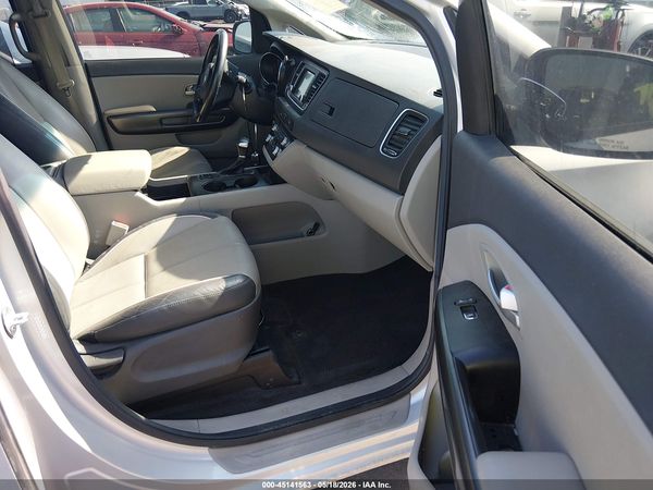 2017 KIA SEDONA LX