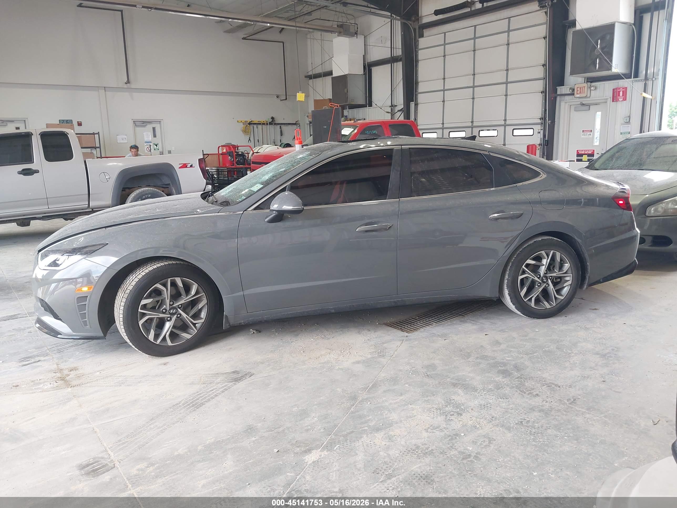 2022 HYUNDAI SONATA SEL