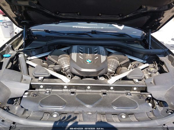 2022 BMW X7 M50I