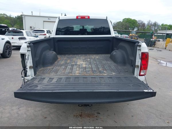 2019 RAM 1500 CLASSIC EXPRESS  4X4 6'4 BOX