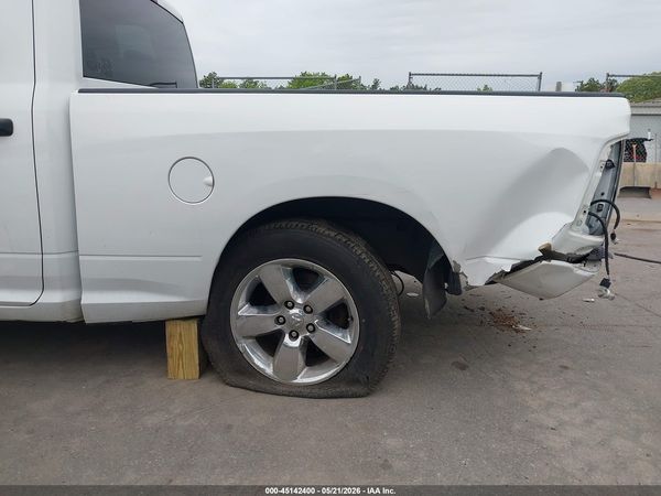 2019 RAM 1500 CLASSIC EXPRESS  4X4 6'4 BOX