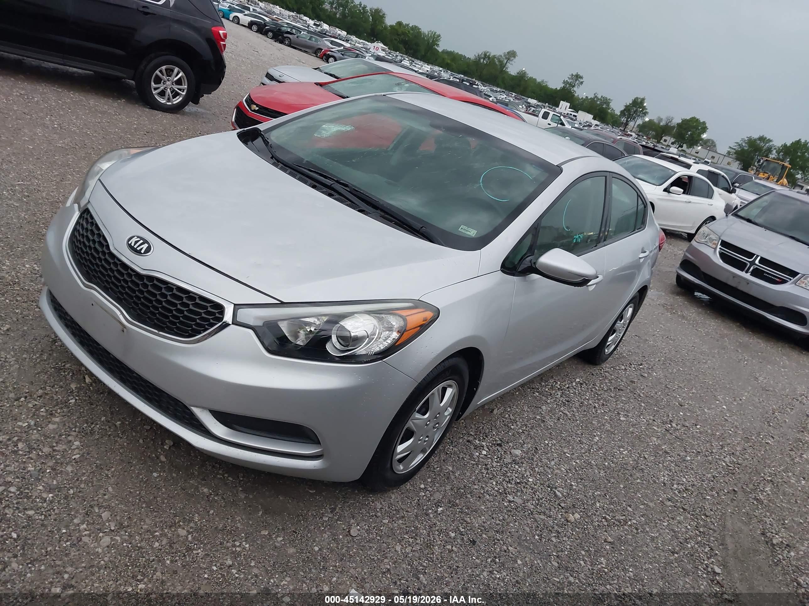 2016 KIA FORTE LX