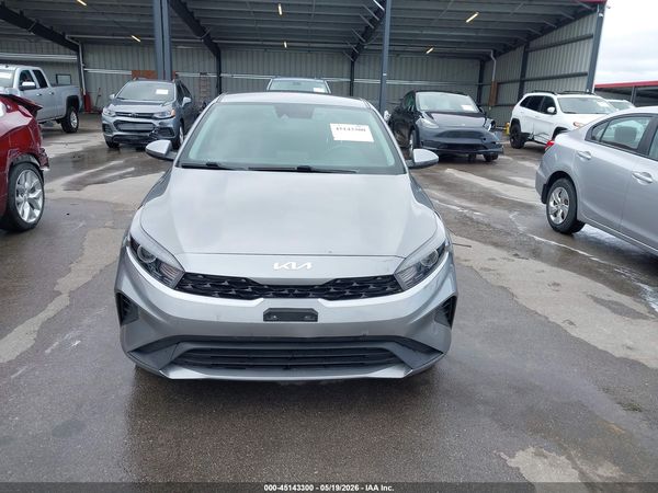 2023 KIA FORTE LXS