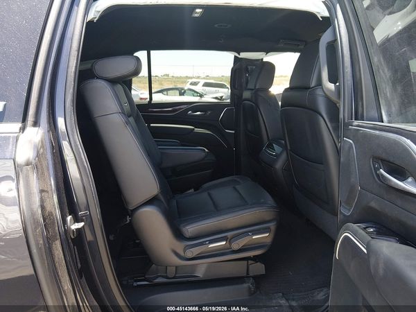 2024 CADILLAC ESCALADE ESV 4WD LUXURY