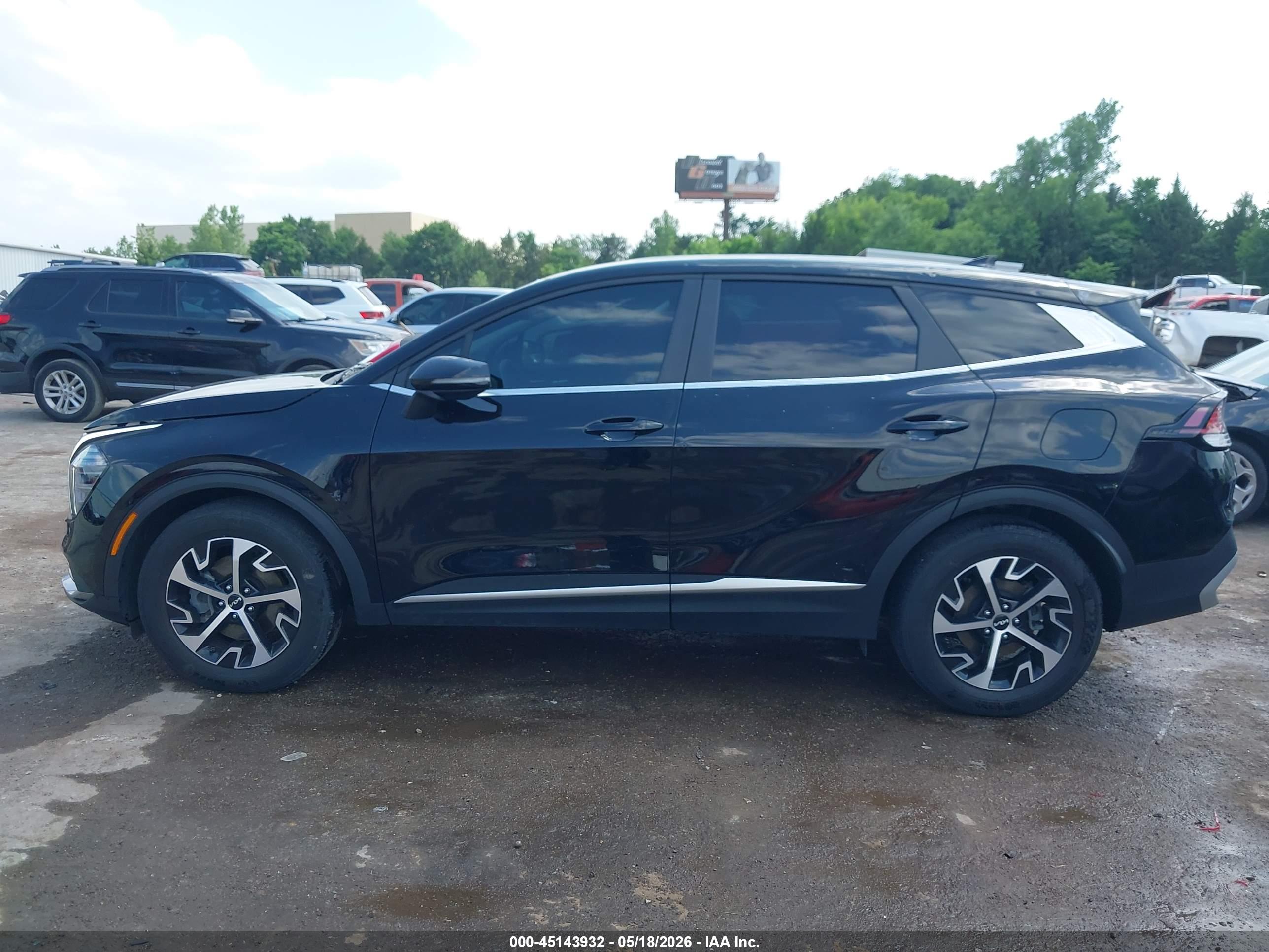 2024 KIA SPORTAGE EX