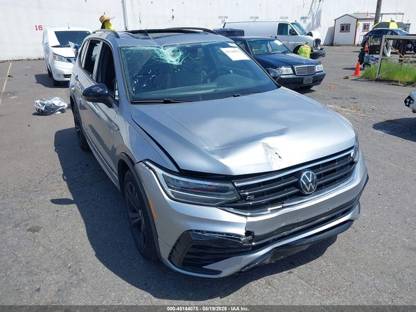 2024 VOLKSWAGEN TIGUAN 2.0T SE R-LINE BLACK — I6