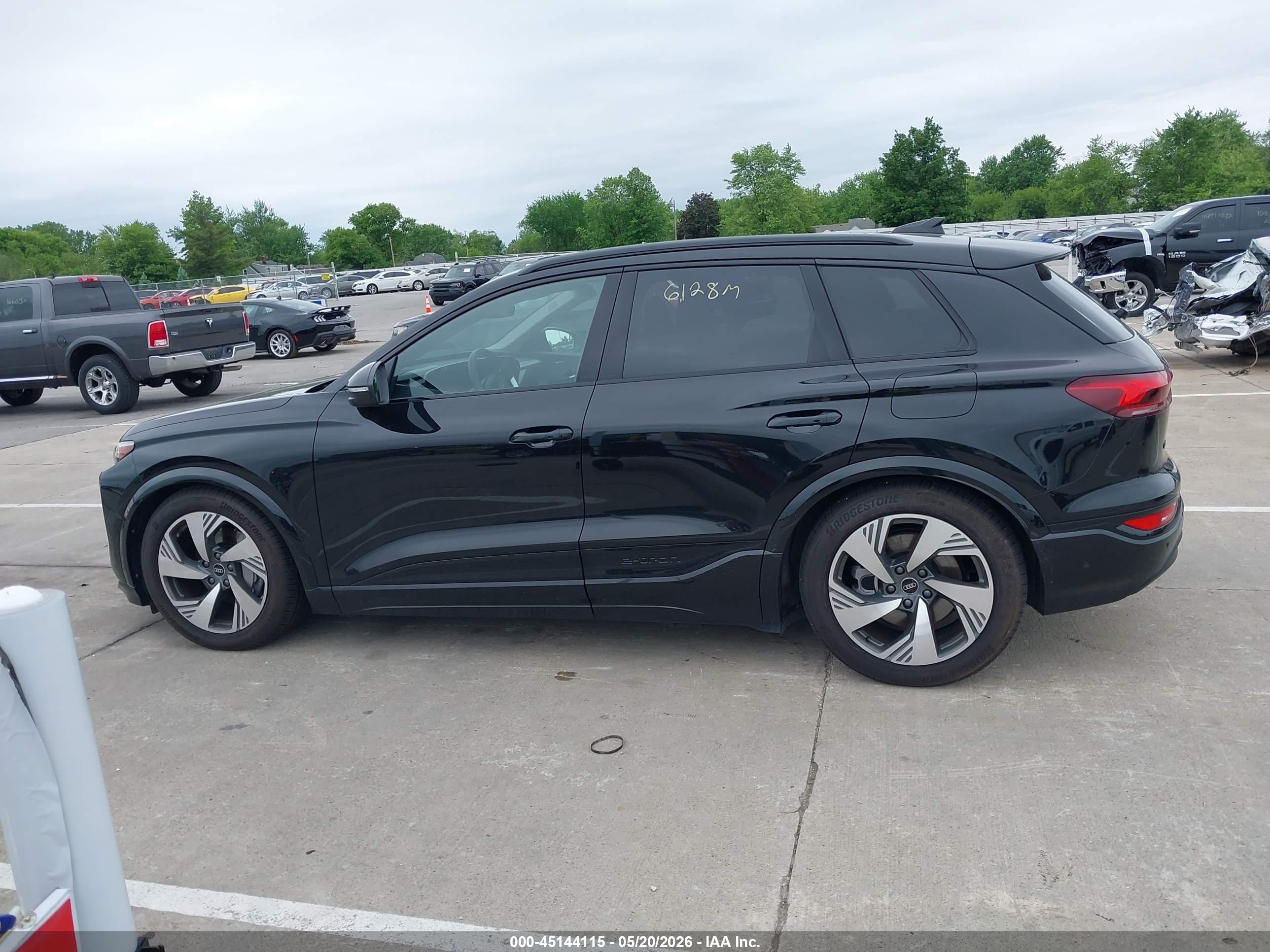 2025 AUDI Q6 E-TRON PRESTIGE QUATTRO