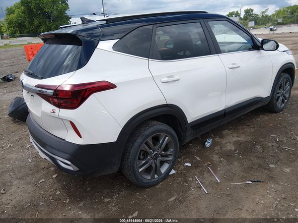 2021 KIA SELTOS S