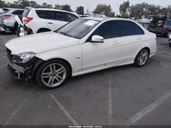 2012 MERCEDES-BENZ C 250 LUXURY/SPORT