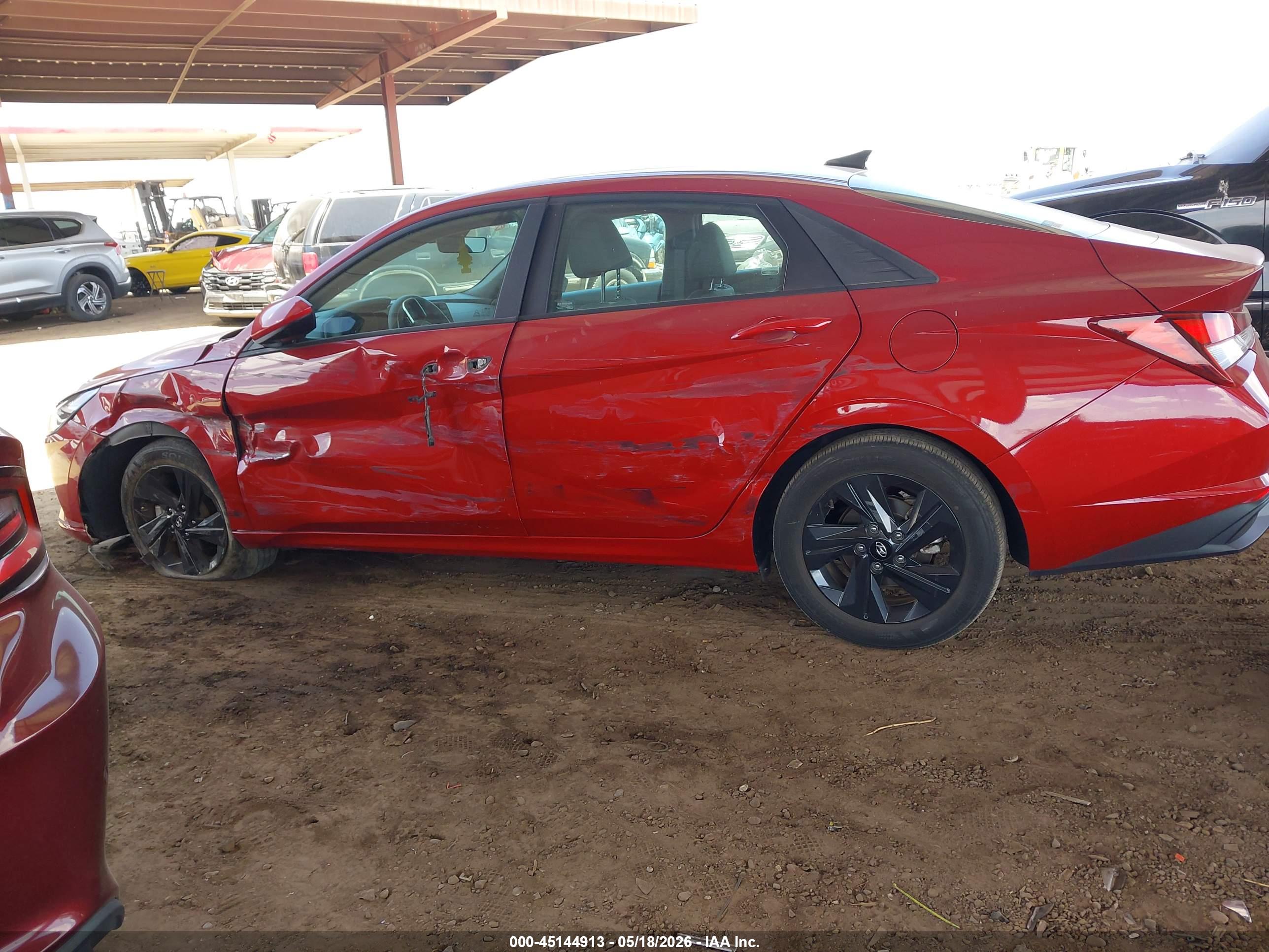 2023 HYUNDAI ELANTRA SEL
