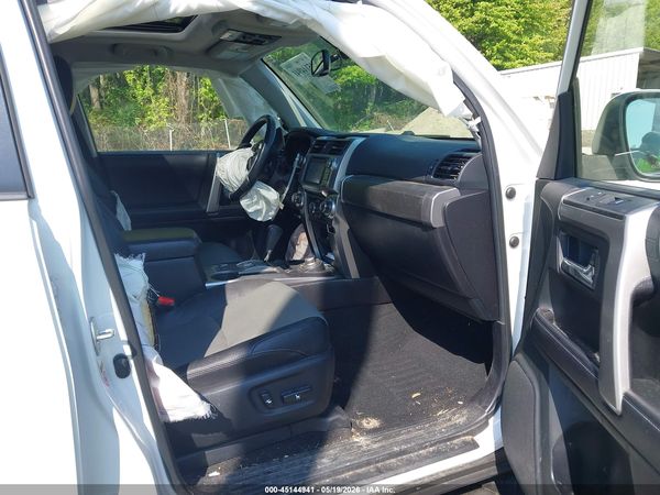 2016 TOYOTA 4RUNNER SR5 PREMIUM