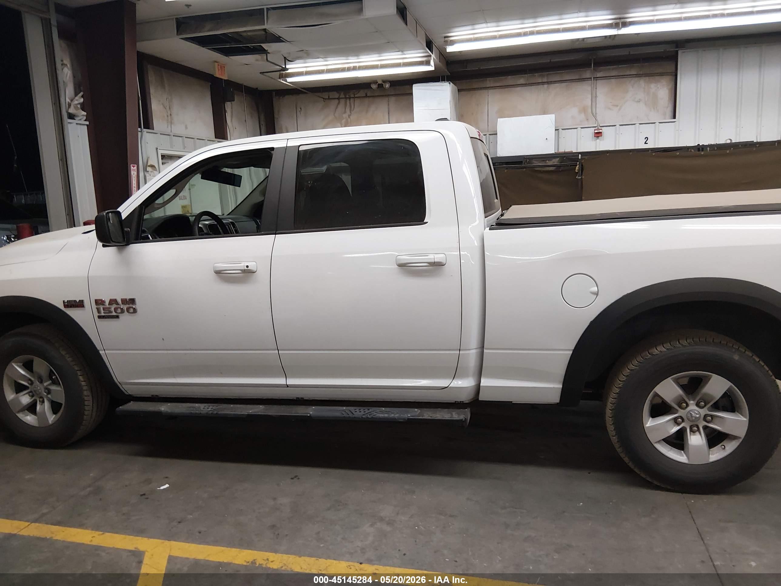 2019 RAM 1500 CLASSIC SLT