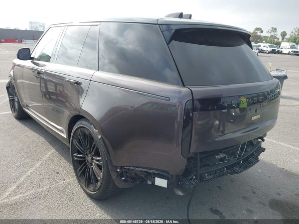 2025 LAND ROVER RANGE ROVER P400 SE