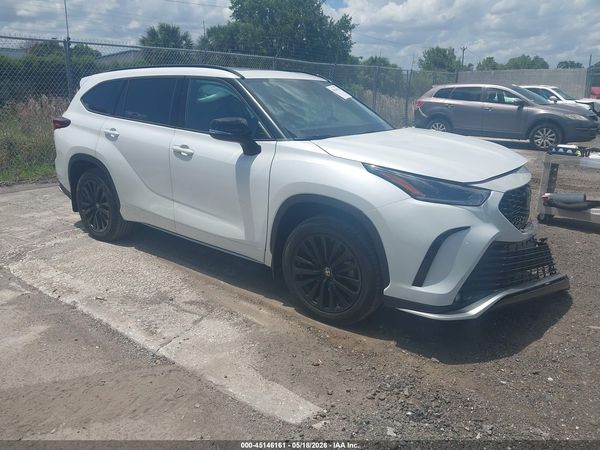 2023 TOYOTA HIGHLANDER XSE