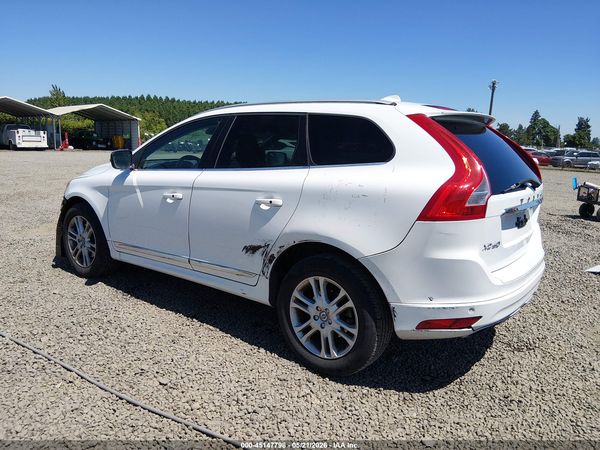 2016 VOLVO XC60 T5 DRIVE-E PLATINUM