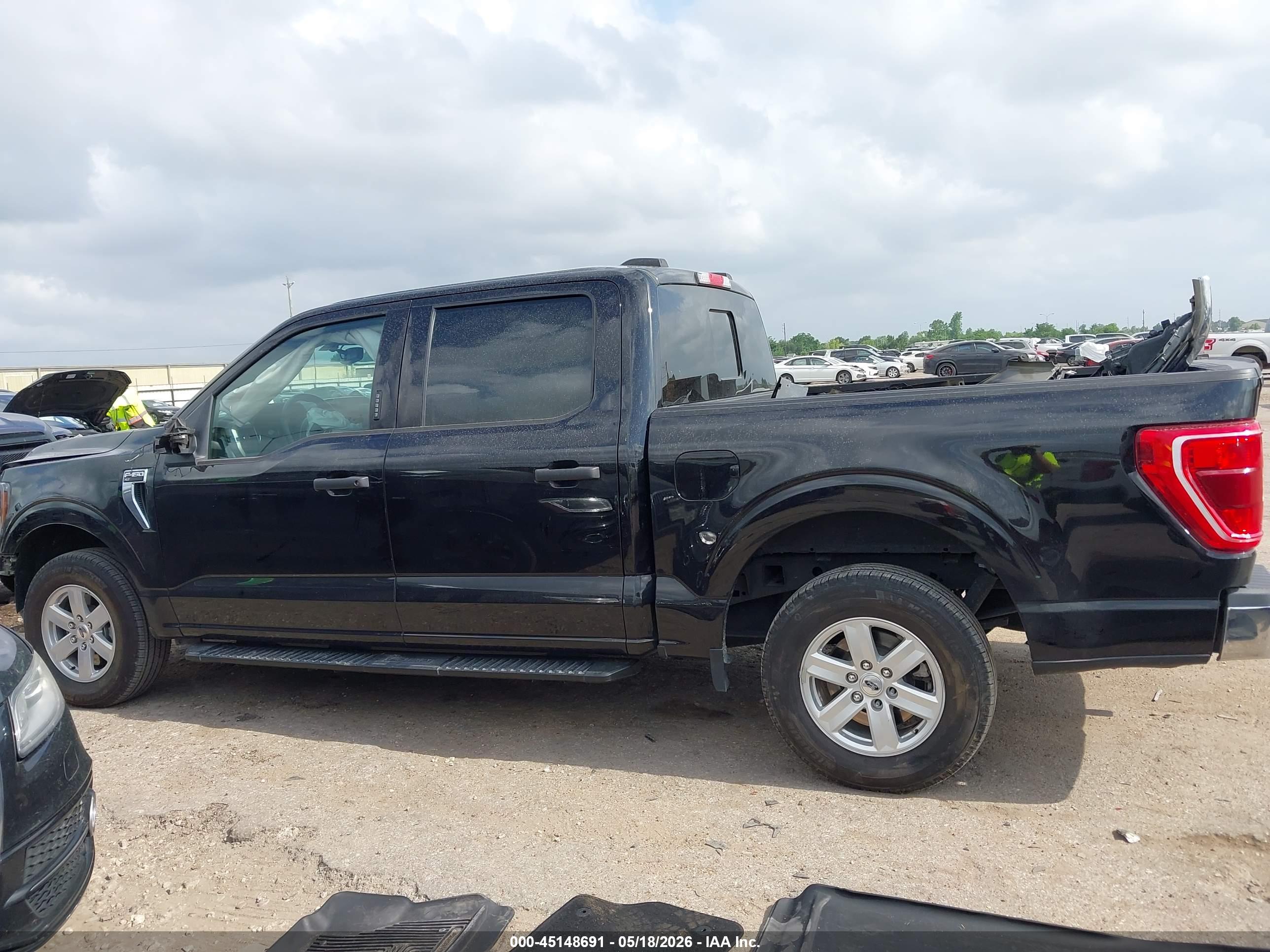 2023 FORD F-150 XLT
