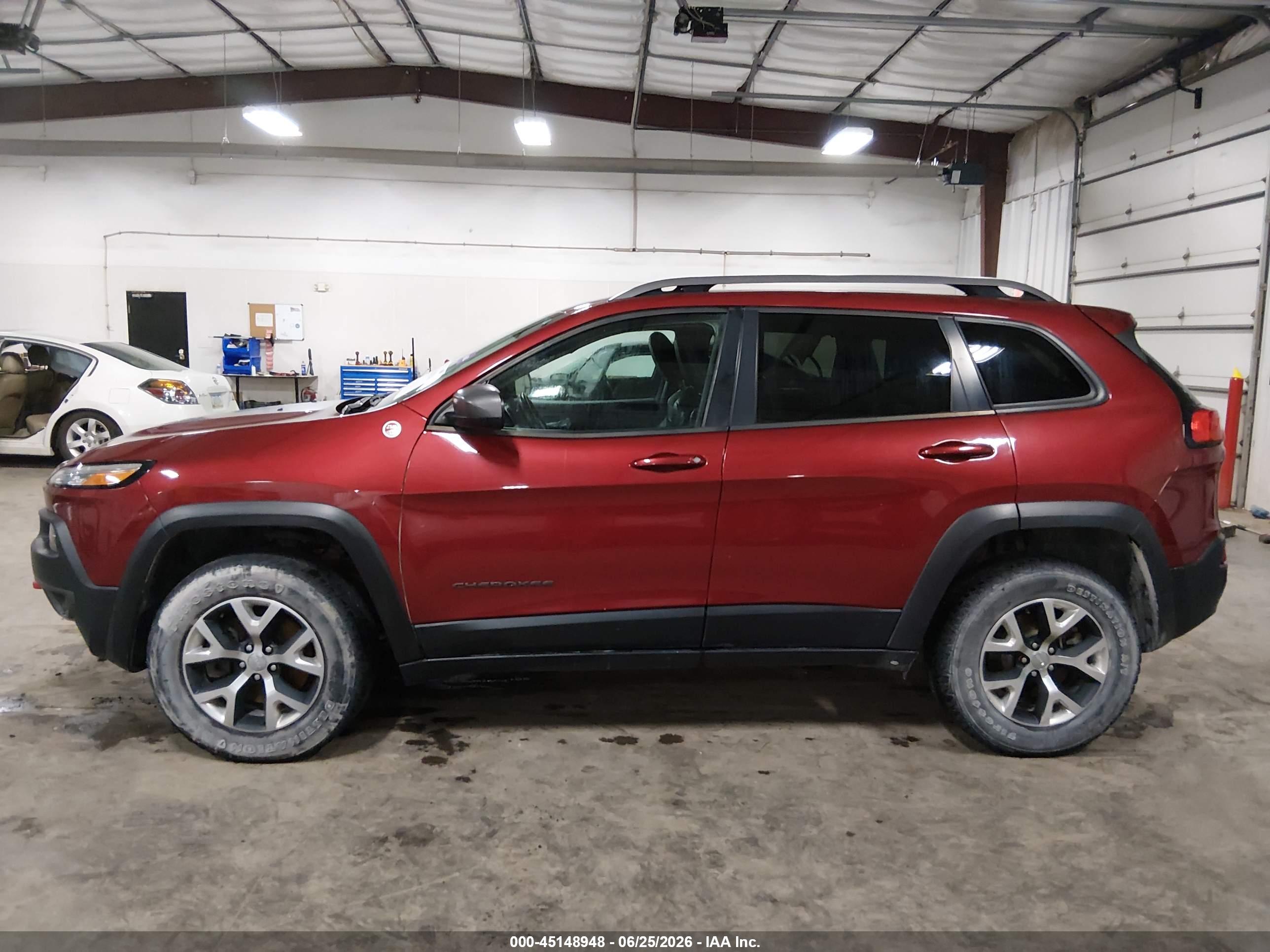 2017 JEEP CHEROKEE TRAILHAWK 4X4