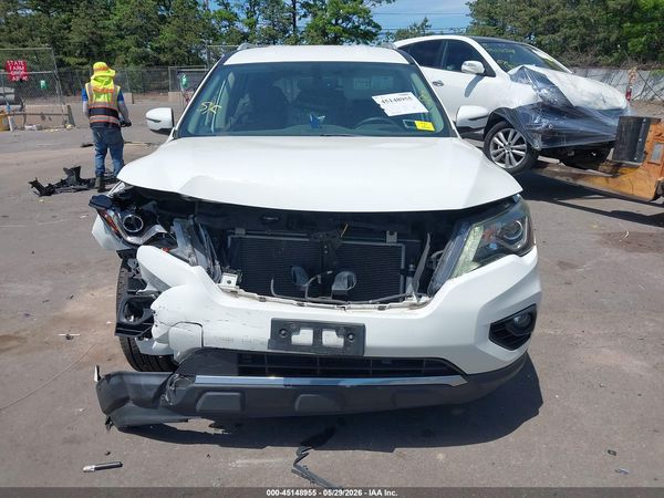 2018 NISSAN PATHFINDER SV — I6