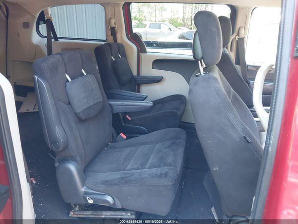 2014 DODGE GRAND CARAVAN SXT — I8