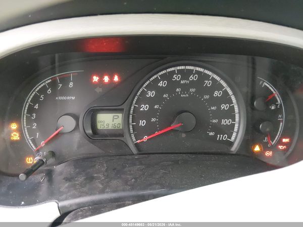 2013 TOYOTA SIENNA LE V6 8 PASSENGER — I7