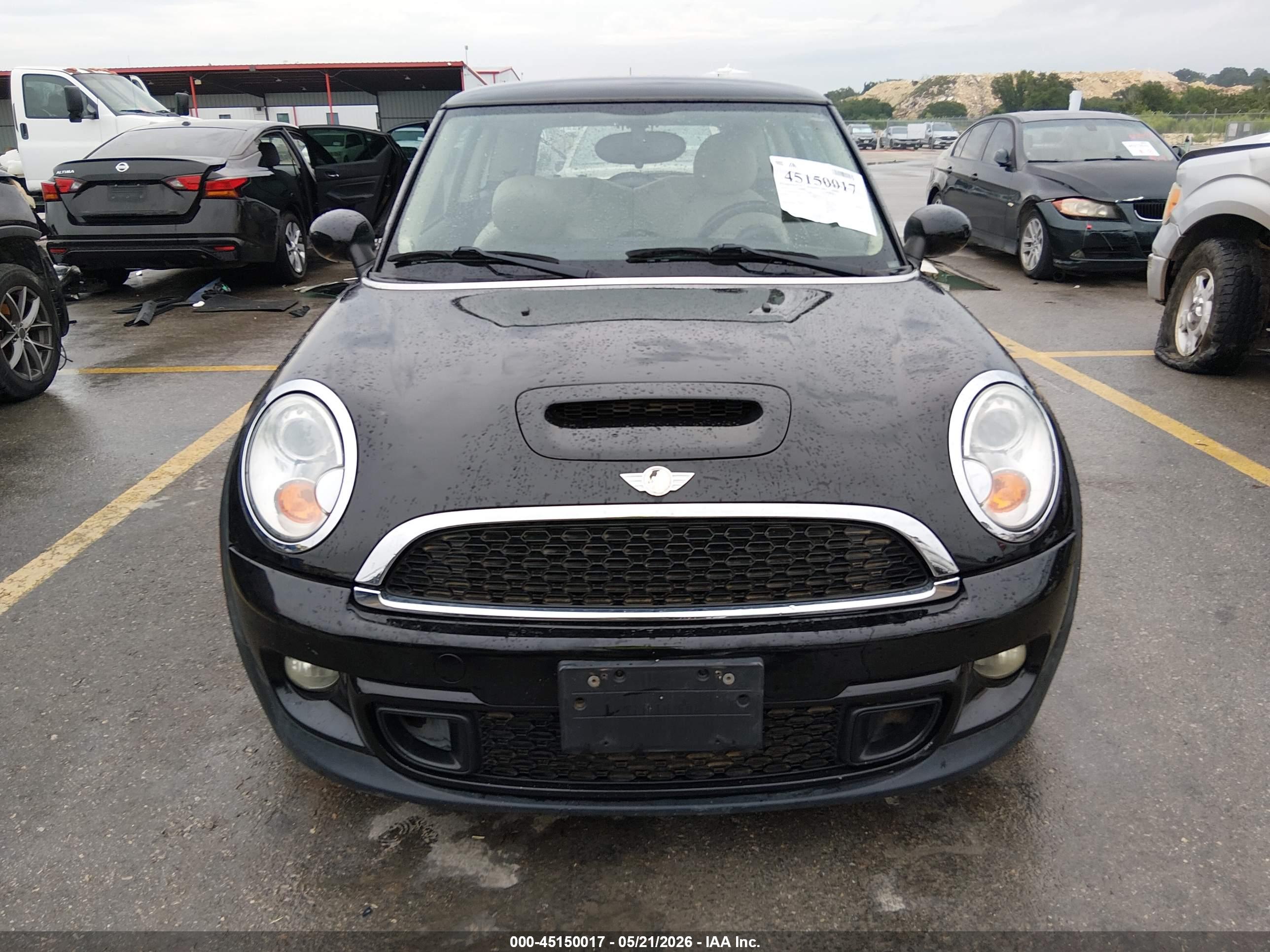 2012 MINI COOPER S