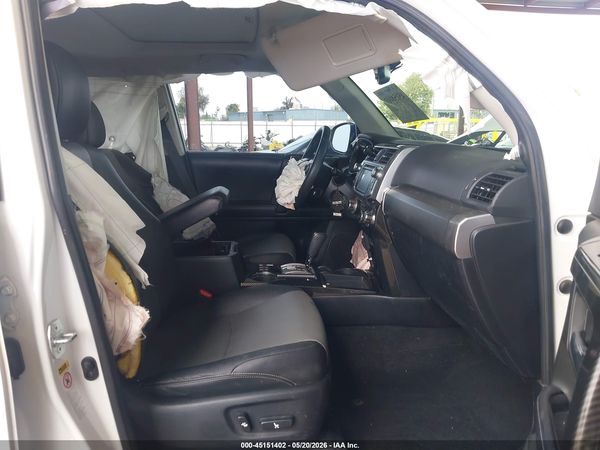 2018 TOYOTA 4RUNNER SR5 PREMIUM