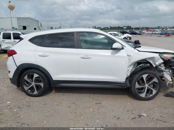 2016 HYUNDAI TUCSON SPORT — I116