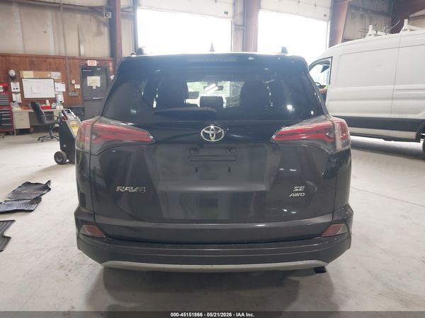 2017 TOYOTA RAV4 SE