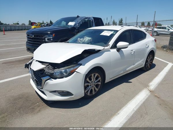 2017 MAZDA MAZDA3 TOURING
