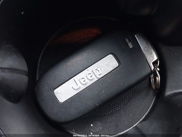 2019 JEEP CHEROKEE TRAILHAWK 4X4