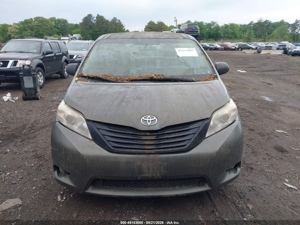 2013 TOYOTA SIENNA L V6 7 PASSENGER — I115