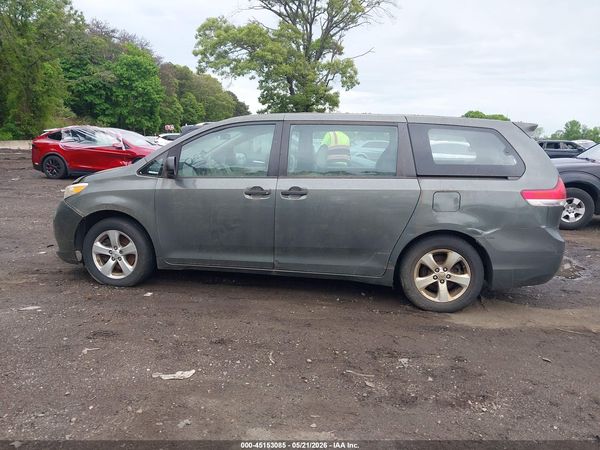 2013 TOYOTA SIENNA L V6 7 PASSENGER — I117