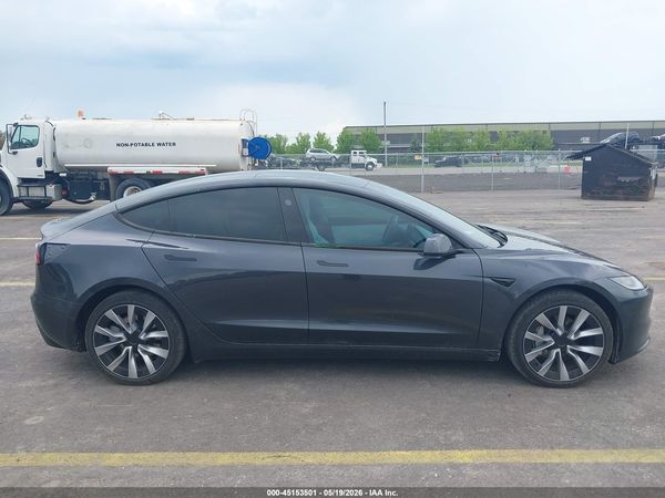 2025 TESLA MODEL 3