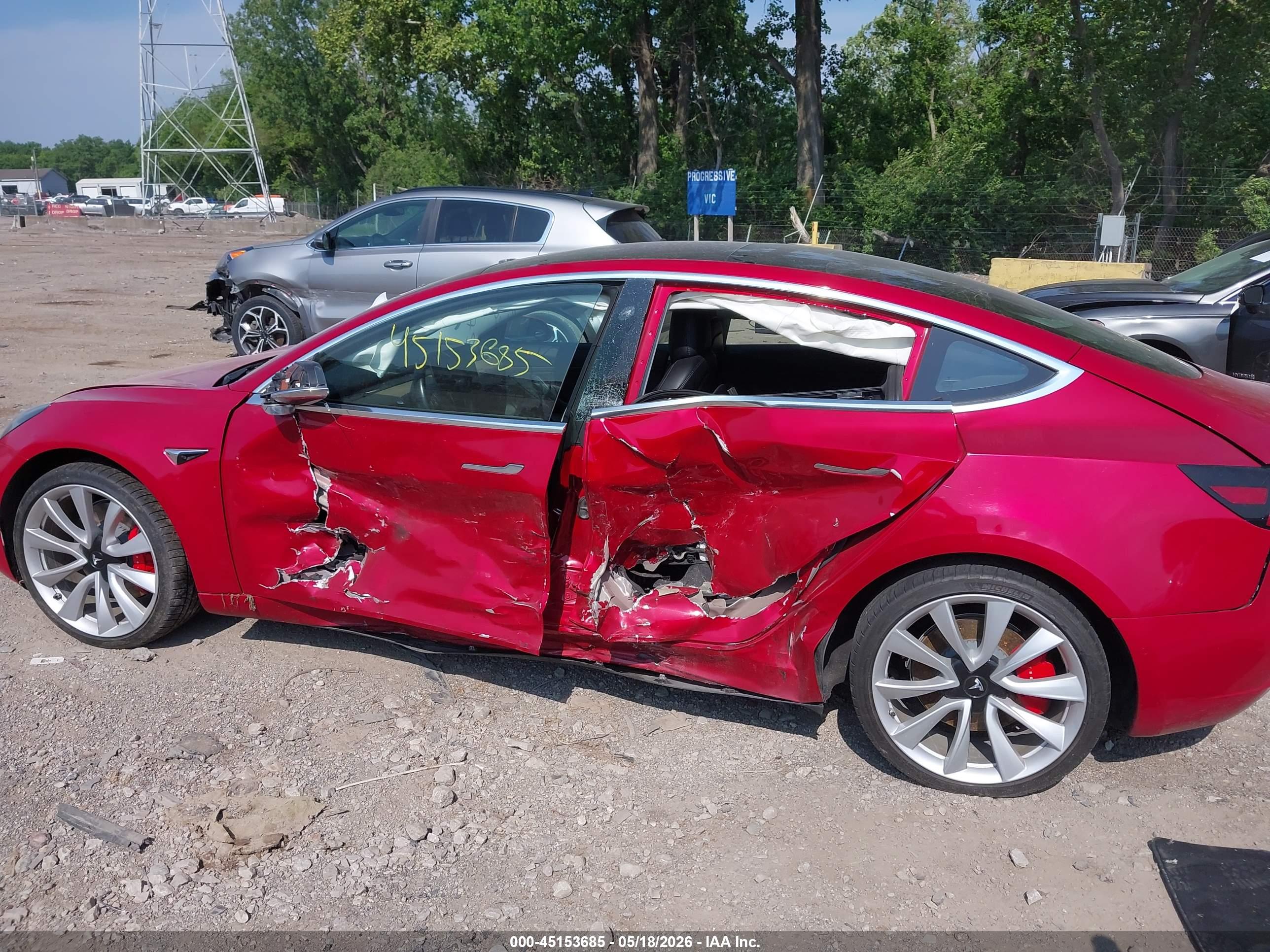 2018 TESLA MODEL 3 LONG RANGE/PERFORMANCE