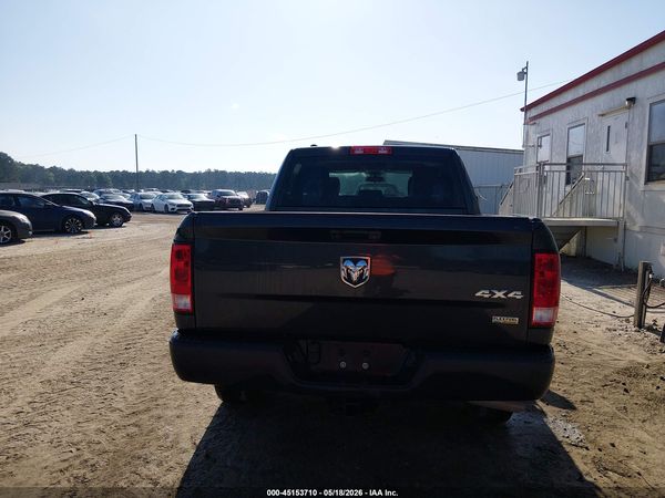 2018 RAM 1500 ST