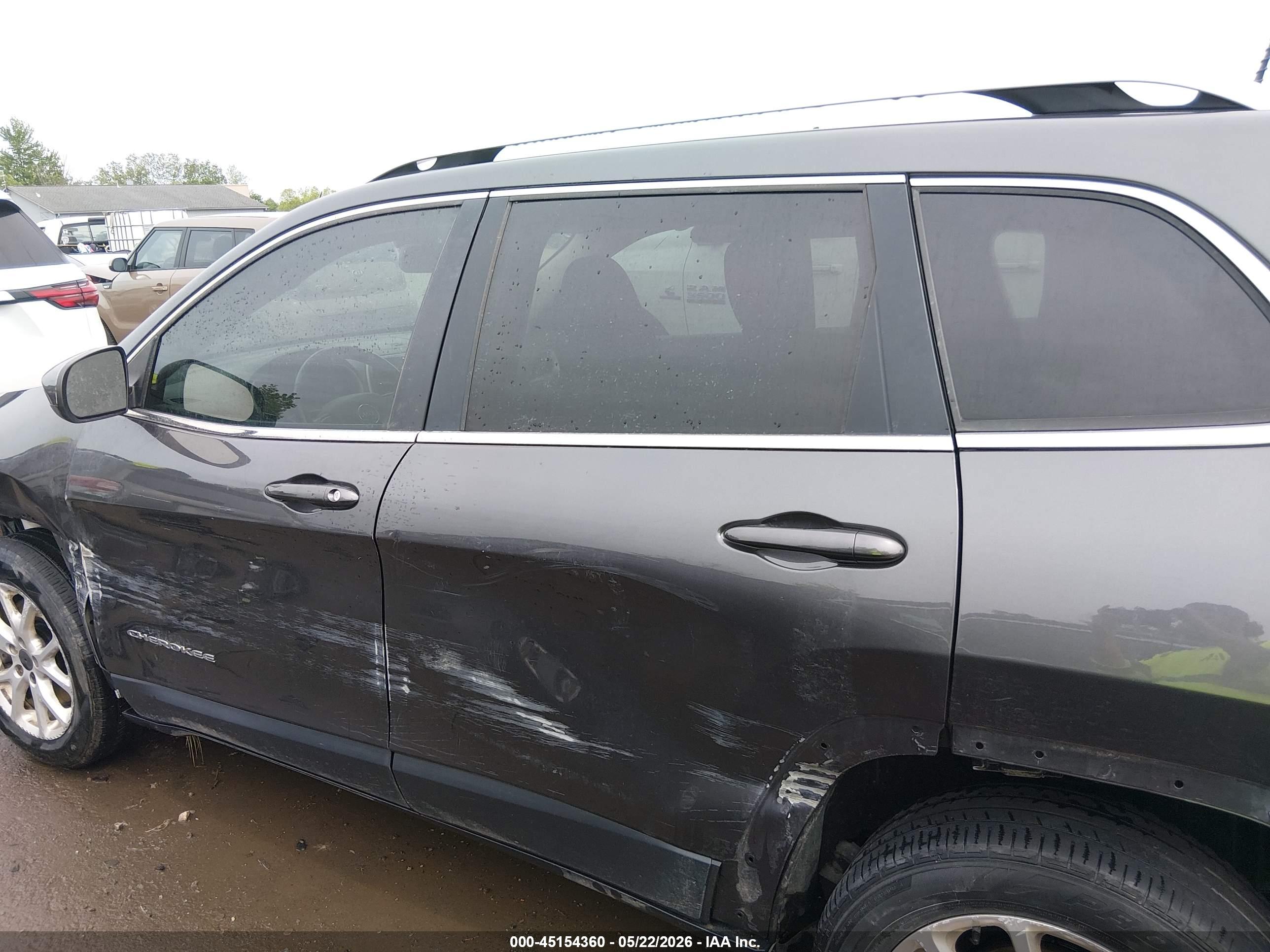 2016 JEEP CHEROKEE LATITUDE