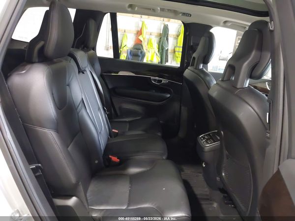 2017 VOLVO XC90 T6 MOMENTUM