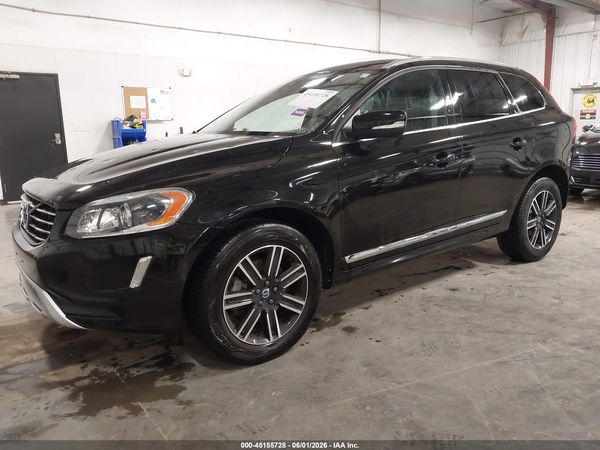 2017 VOLVO XC60 T5 DYNAMIC