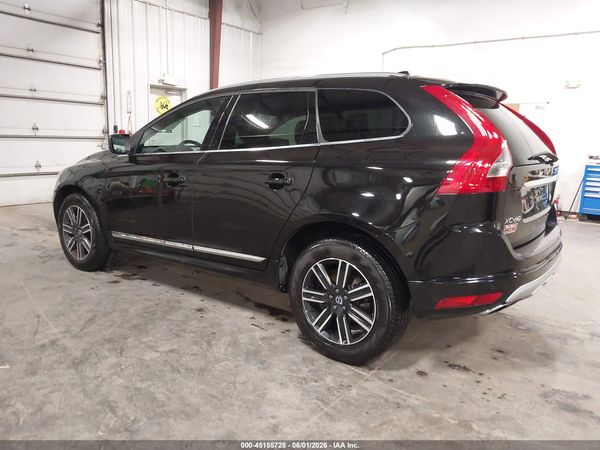 2017 VOLVO XC60 T5 DYNAMIC