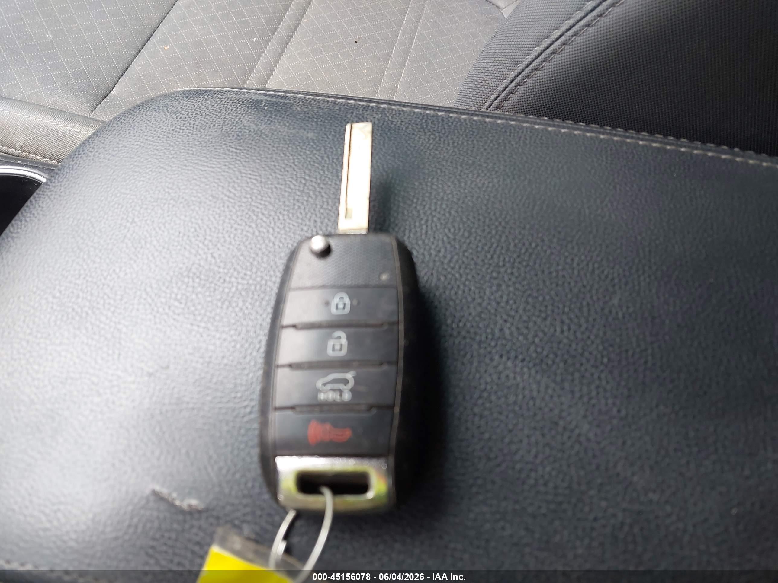 2020 KIA SORENTO 2.4L LX
