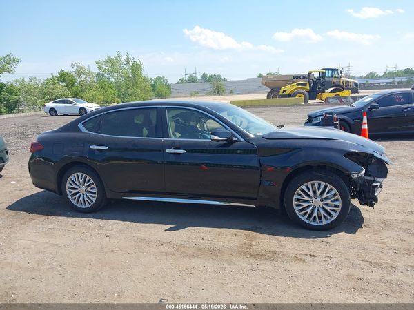 2016 INFINITI Q70L 3.7X
